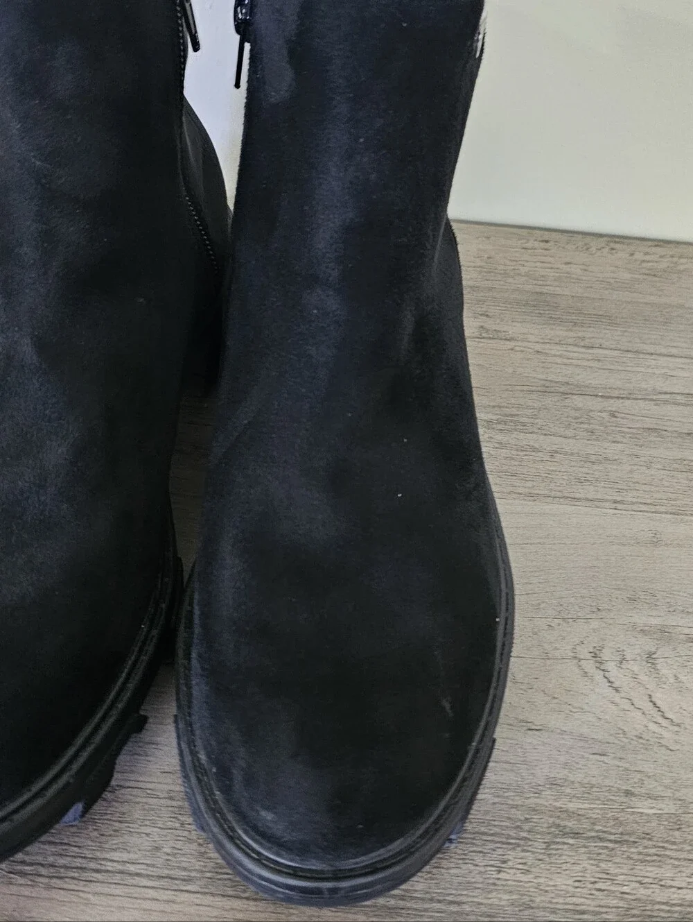 Unisa Women's Black Suede Lug Ankle Boots Size 8 M